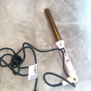 Lange curling iron, like new
